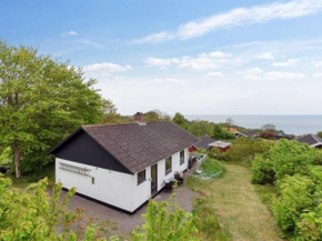 Holiday Home Dika - 400m from the sea by Interhome, Hasle